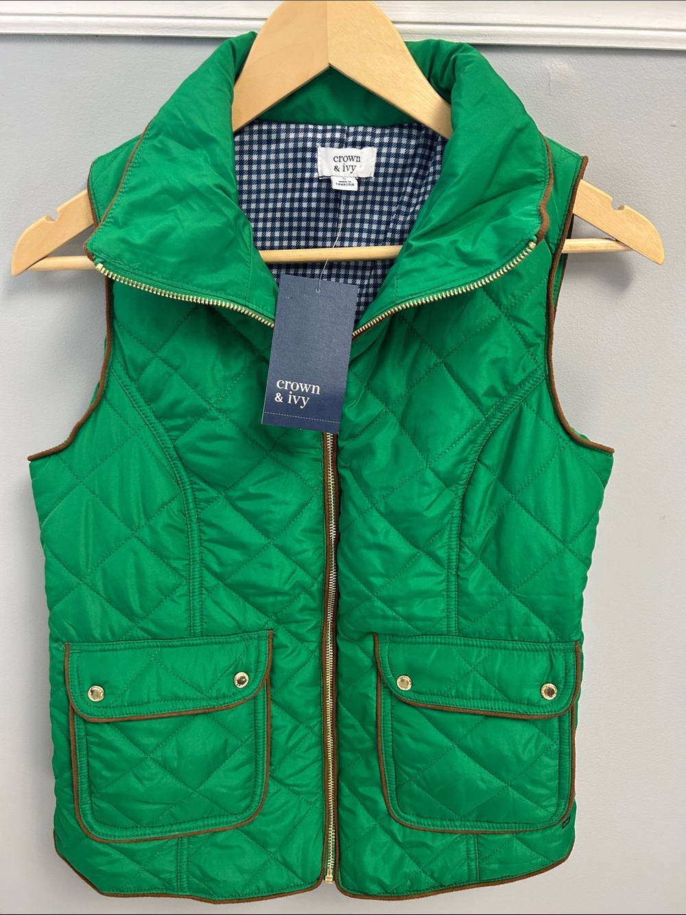 NWT Crown & Ivy Quilted Puffer Vest Green Brown Trim Gold Detail